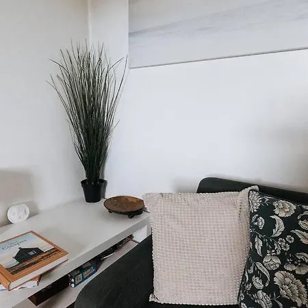 Escape To Our Cosy With Log Burner In Drigg, District